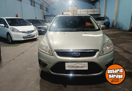 Autos - Ford Focus 2010 Nafta 140000Km - En Venta