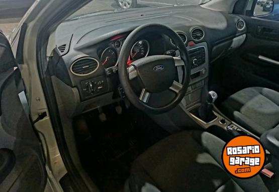 Autos - Ford Focus 2010 Nafta 140000Km - En Venta
