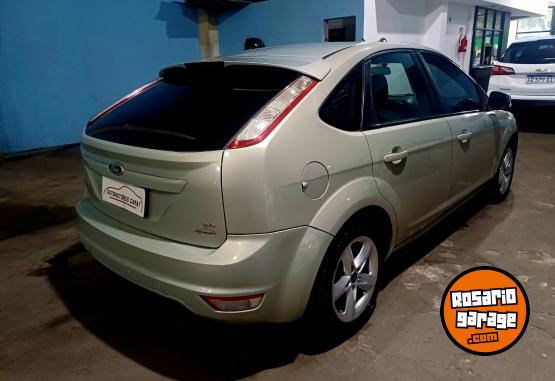 Autos - Ford Focus 2010 Nafta 140000Km - En Venta
