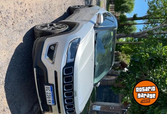 Camionetas - Jeep Compass 2017 Nafta 136300Km - En Venta