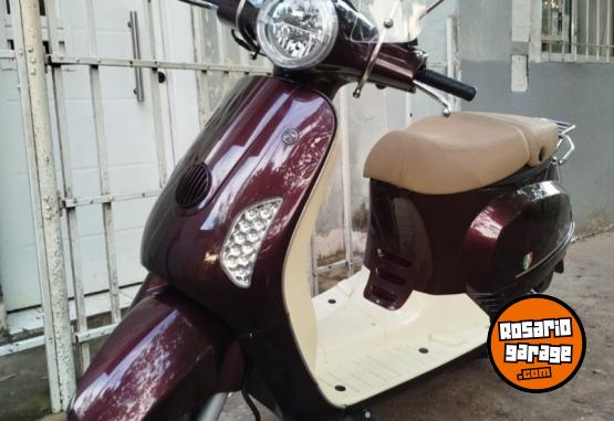Motos - Motomel Strato euro 2024 Nafta 10000Km - En Venta