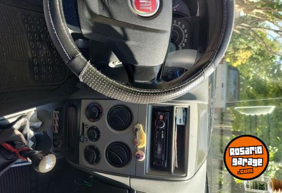 Autos - Fiat Palio top 2014 GNC 300000Km - En Venta