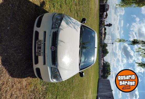 Autos - Fiat Palio top 2014 GNC 300000Km - En Venta