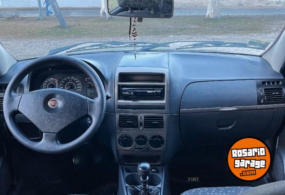 Autos - Fiat Palio Weekend Attractive 2011 Nafta 204000Km - En Venta