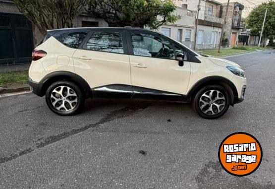 Autos - Renault CAPTUR 1.6 INTENS CVT 2018 Nafta  - En Venta
