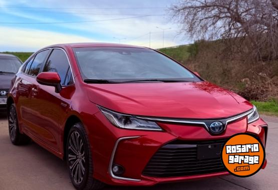 Autos - Toyota Corolla SEG H�brido 2023 Electrico / Hibrido 31000Km - En Venta