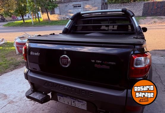 Camionetas - Fiat Strada 2017 Nafta 94000Km - En Venta