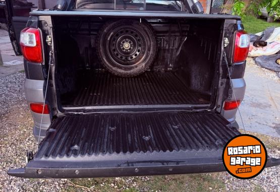 Camionetas - Fiat Strada 2017 Nafta 94000Km - En Venta