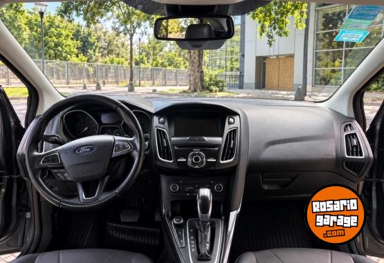 Autos - Ford Focus Titanium 2017 Aut 2017 Nafta 140000Km - En Venta