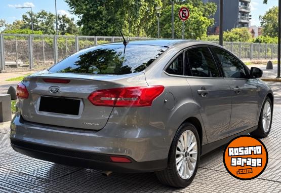 Autos - Ford Focus Titanium 2017 Aut 2017 Nafta 140000Km - En Venta