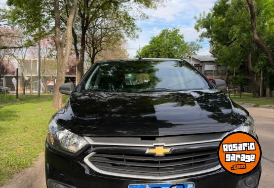 Autos - Chevrolet Ónix LT 2018 GNC 112000Km - En Venta