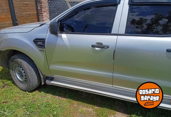Camionetas - Ford Ranger 2.2TD 2018 Diesel 94000Km - En Venta