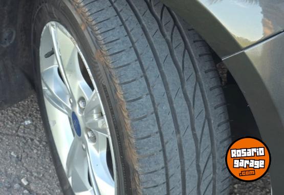 Autos - Ford focus 2013 Nafta 145000Km - En Venta