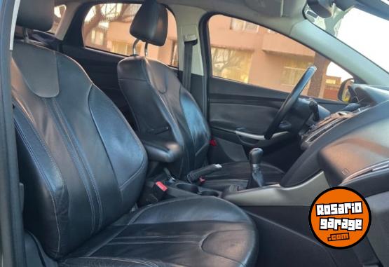 Autos - Ford focus 2013 Nafta 145000Km - En Venta