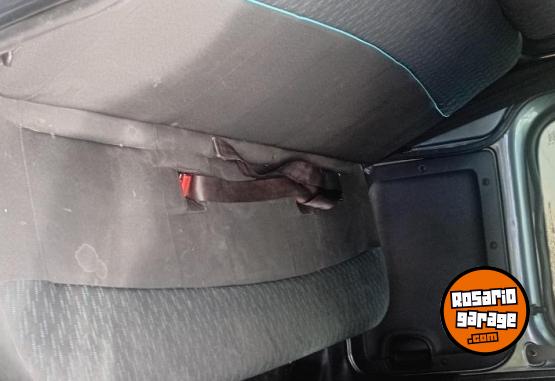 Utilitarios - Renault Kangoo 2017 GNC 198000Km - En Venta