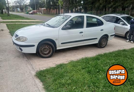 Autos - Renault 2000 megan 2009 Nafta 193000Km - En Venta