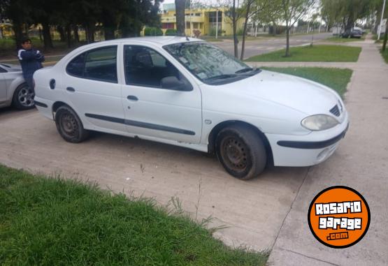Autos - Renault 2000 megan 2009 Nafta 193000Km - En Venta