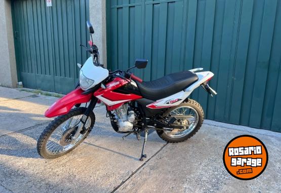 Motos - Motomel Skua v6 150 2023 Nafta 13000Km - En Venta