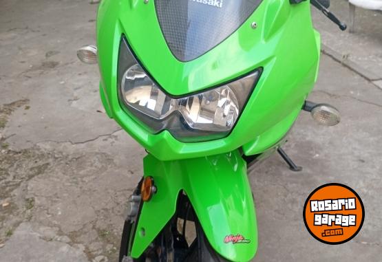 Motos - Kawasaki Ninja 250 cc 2011 Nafta 20000Km - En Venta