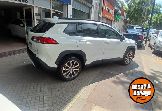 Autos - Toyota Corolla Cross 2023 Nafta 120000Km - En Venta