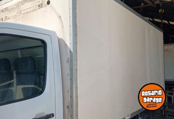 Camiones y Grúas - FURGON TERMICO - En Venta