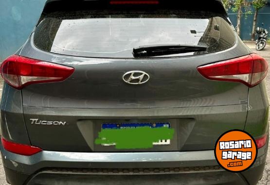Autos - Hyundai TUCSON 2017 Nafta 89800Km - En Venta