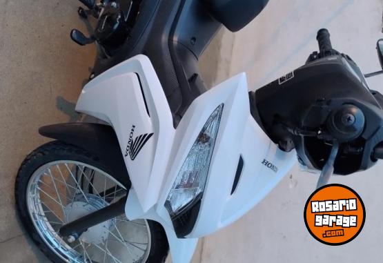 Motos - Honda New wave 2025 Nafta 9000Km - En Venta
