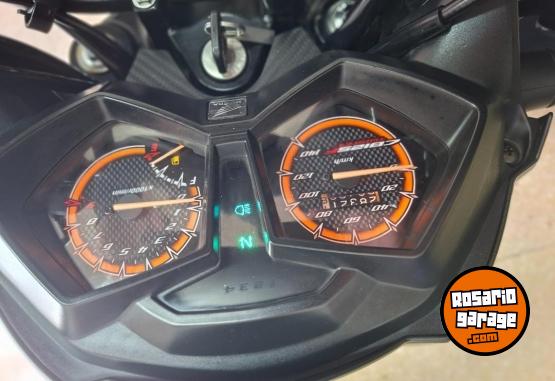 Motos - Honda Twister 2023 Nafta 28000Km - En Venta