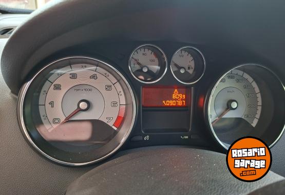 Autos - Peugeot 308 2016 Nafta 90000Km - En Venta