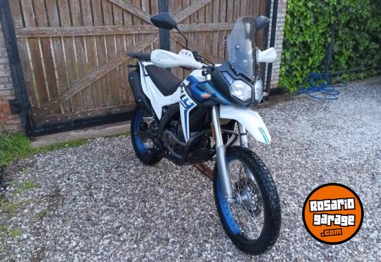 Motos - Voge Rally 300 2023 Nafta 11200Km - En Venta