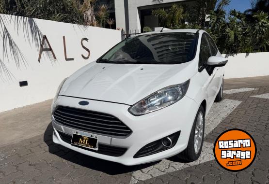 Autos - Ford Fiesta 2015 GNC 161000Km - En Venta