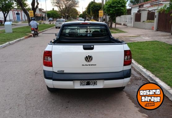 Camionetas - Volkswagen SAVEIRO 2015 Nafta 200000Km - En Venta