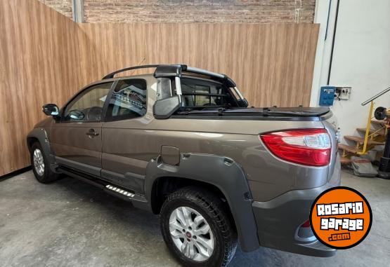 Utilitarios - Fiat STRADA ADVENTURE 2016 Nafta 112000Km - En Venta