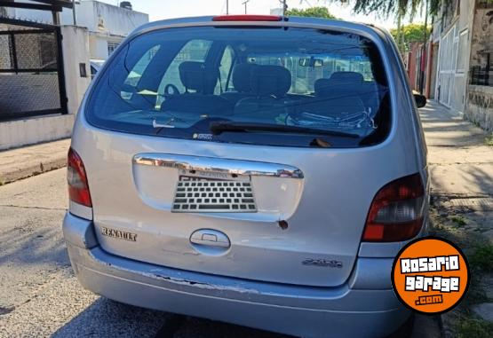 Autos - Renault SCENIC 1.9 DTI PRIVILEGE 2006 Diesel 335000Km - En Venta