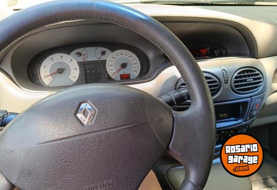 Autos - Renault SCENIC 1.9 DTI PRIVILEGE 2006 Diesel 335000Km - En Venta