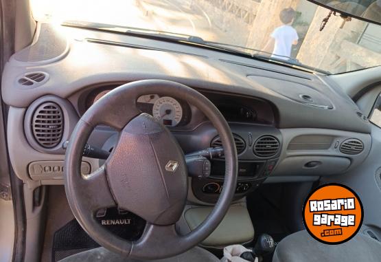 Autos - Renault SCENIC 1.9 DTI PRIVILEGE 2006 Diesel 335000Km - En Venta