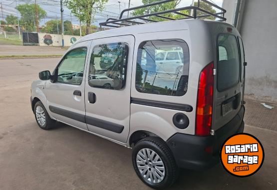 Utilitarios - Renault Kangoo 2014 GNC 230000Km - En Venta