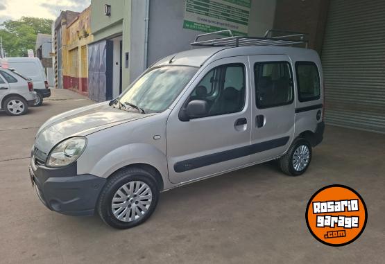 Utilitarios - Renault Kangoo 2014 GNC 230000Km - En Venta