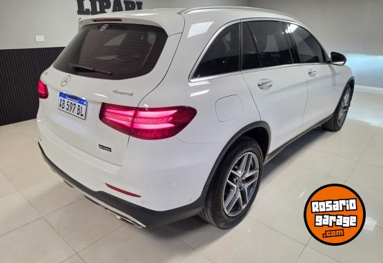 Camionetas - Mercedes Benz GLC 300 2017 Nafta 65000Km - En Venta