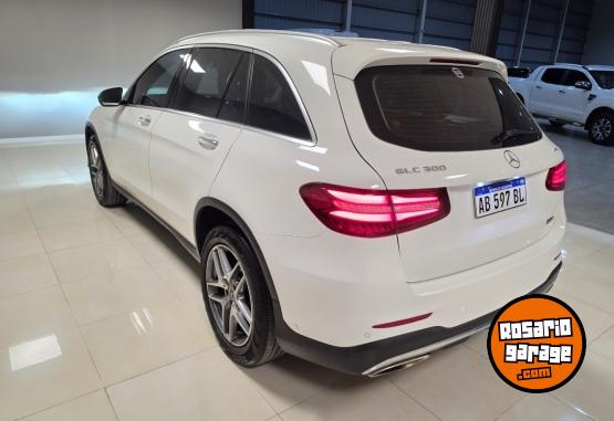 Camionetas - Mercedes Benz GLC 300 2017 Nafta 65000Km - En Venta