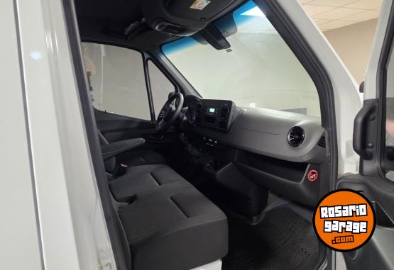 Utilitarios - Mercedes Benz SPRINTER 2023 Diesel 40000Km - En Venta