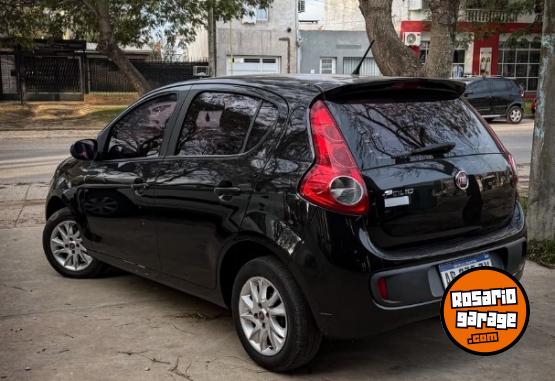 Autos - Fiat PALIO ATTRACTIVE TOP 1.4 2017 Nafta 76000Km - En Venta