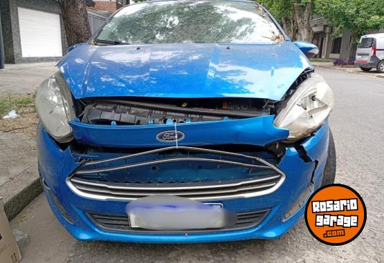 Autos - Ford Fiesta Kinetic SE PLUS 2017 GNC 200000Km - En Venta
