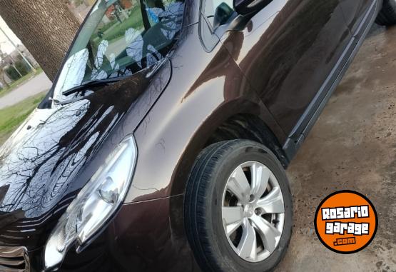 Autos - Peugeot 2008 2017 Nafta 120000Km - En Venta