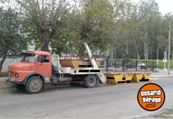 Camiones y Grúas - Mercedes Benz 1114 con volquetera - En Venta