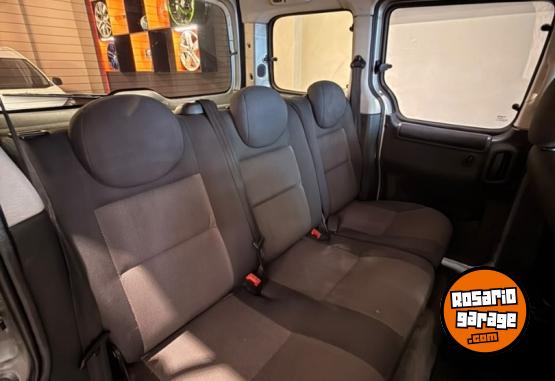 Autos - Peugeot PARTNER PATAG�NICA 2012 Diesel 183000Km - En Venta