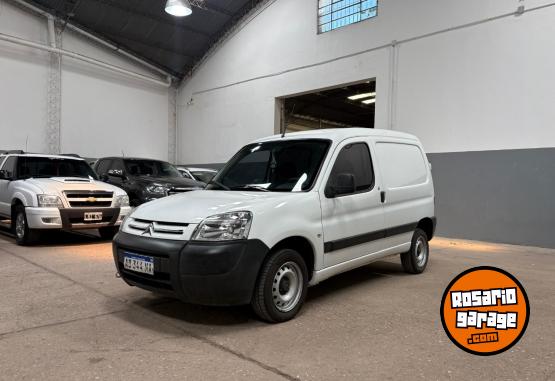 Utilitarios - Citroen Berlingo Furgon 1.6 HDI 2018 Diesel 64000Km - En Venta