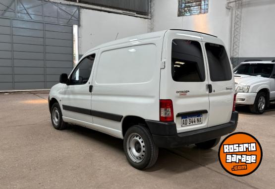 Utilitarios - Citroen Berlingo Furgon 1.6 HDI 2018 Diesel 64000Km - En Venta
