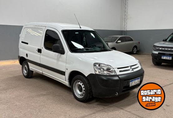 Utilitarios - Citroen Berlingo Furgon 1.6 HDI 2018 Diesel 64000Km - En Venta