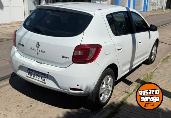 Autos - Renault Sandero/Privilege 2019 Nafta 152000Km - En Venta